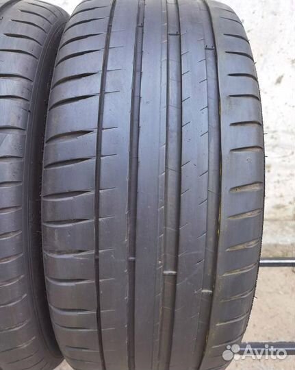 Michelin Pilot Sport 4 225/40 R18 92Y