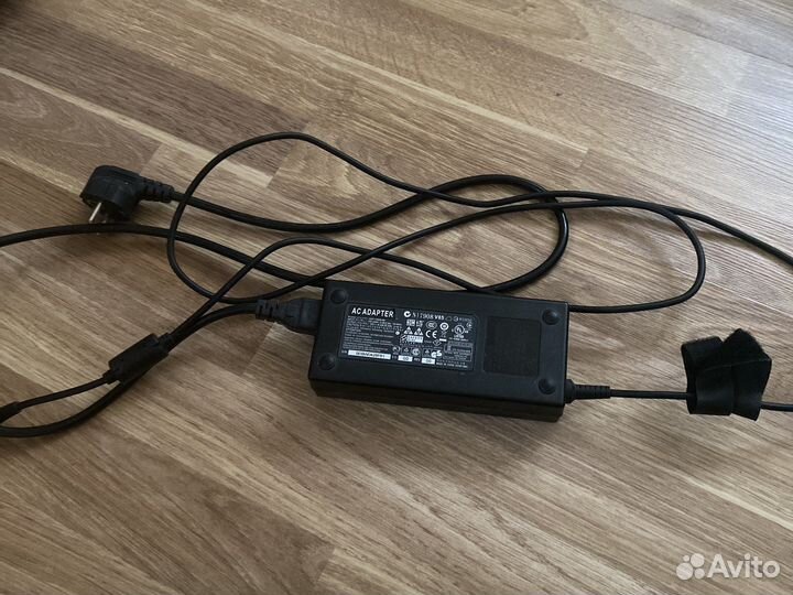 Блок питания для ноутбука