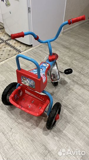 Детский трехколесный велосипед