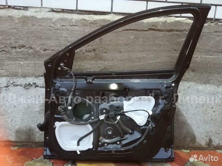Дверь передняя правая меган 3 Megane 3