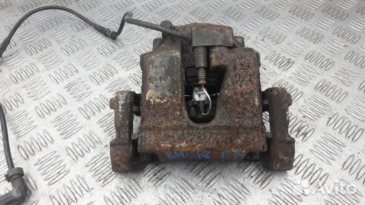 Суппорт тормозной передний правый mercedes benz E