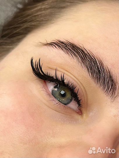 Наращивание ресничек