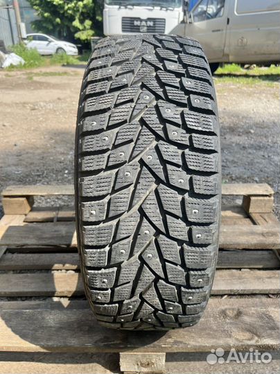 Dunlop SP Winter Ice 02 205/55 R16