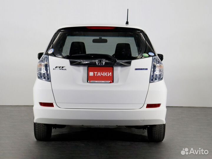 Honda Fit Shuttle 1.3 CVT, 2012, 118 500 км