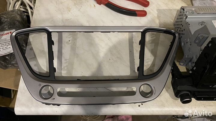 Штатная магнитола на hyundai solaris 2