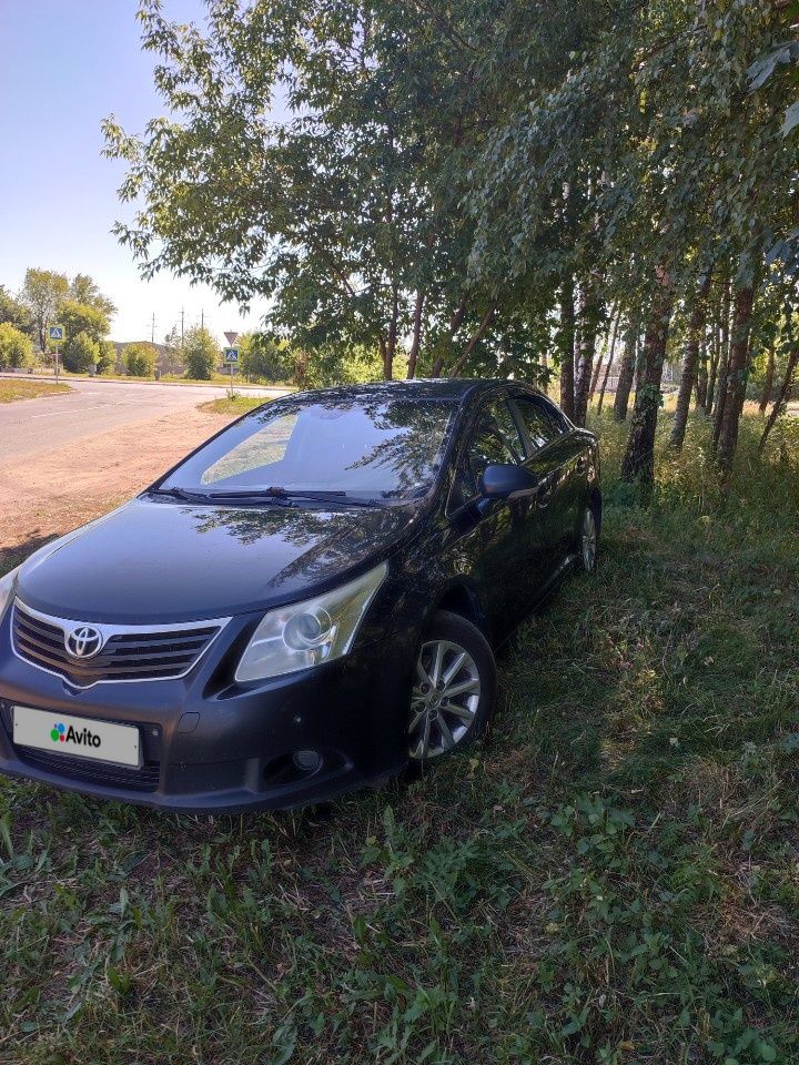 Toyota Avensis: фото владельца