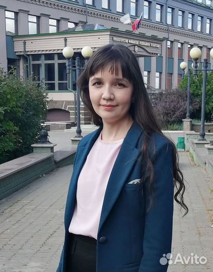 Судебный юрист, кандидат наук