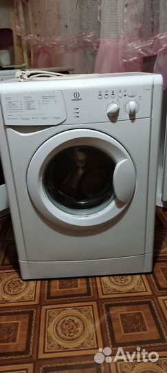 Стиральная машина бу indesit