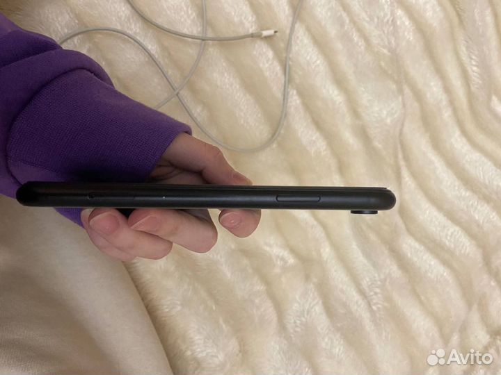 iPhone Xr, 128 ГБ
