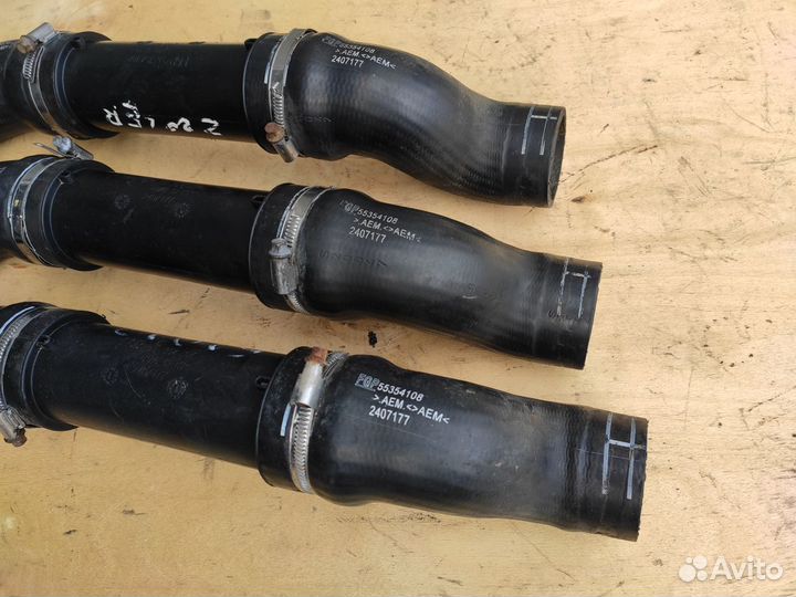 Патрубок интеркулера Z20LER Z20LEL на Opel Astra H