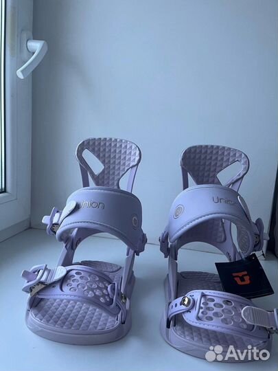 Женские крепления для сноуборда Union Binding Co