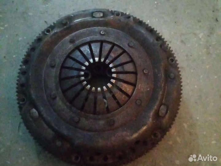 Корзина сцепления и маховик 2.4 аав на т4