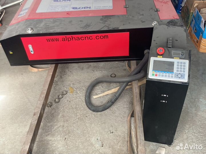 Лазерно гравировальный станок по камню