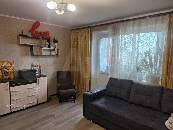 2-к. квартира, 50,4 м², 8/10 эт.