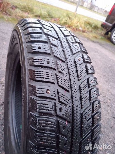 Kumho I'Zen KW22 185/70 R14 88T