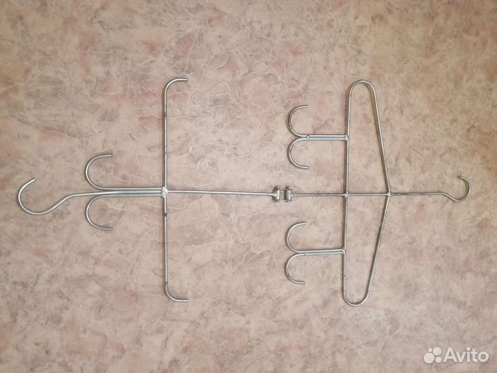 Вешалка складная для хоккейной формы