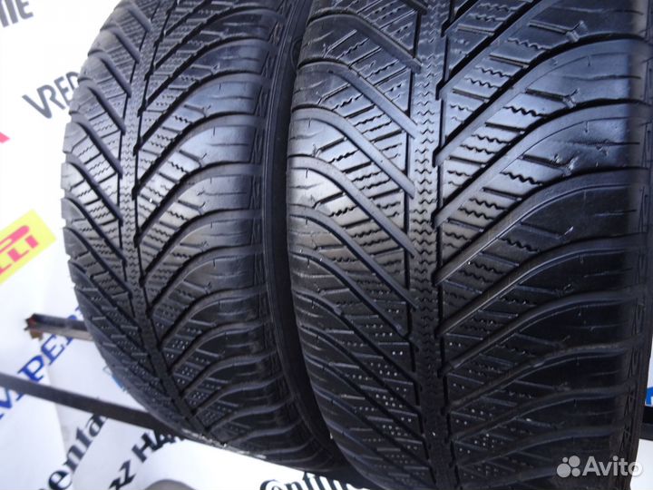 Goodyear Vector 4Seasons 215/55 R16