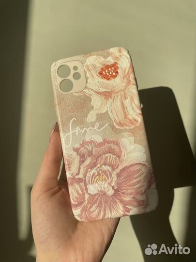 Чехол на iPhone 11