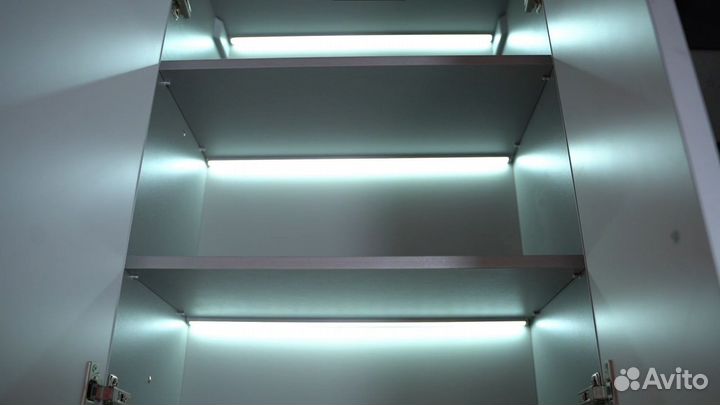 Система подсветки дома в монохромных цветах