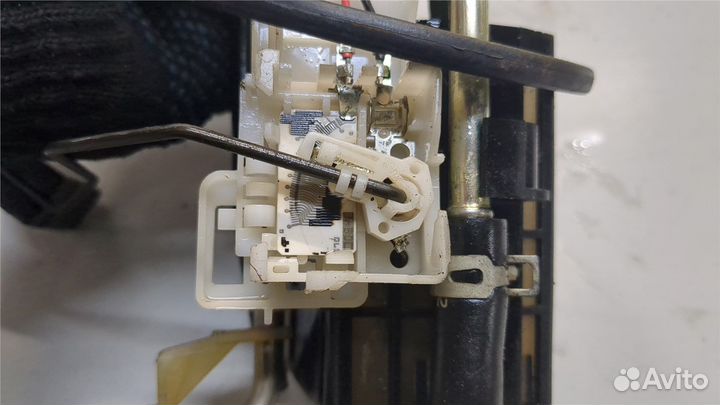 Насос топливный электрический Toyota RAV 4, 2003