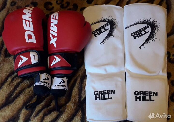 Перчатки, защита для ног, бинты