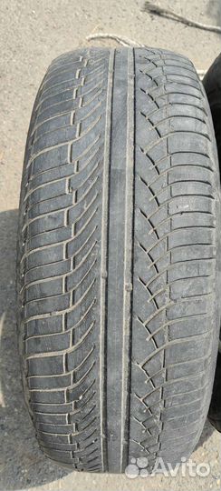 Michelin Latitude Tour 215/65 R16