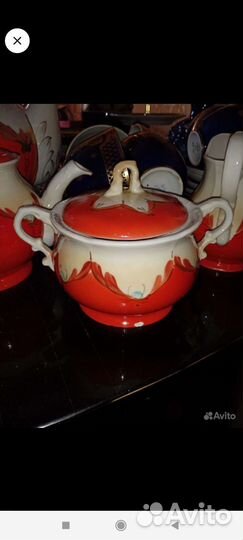 Чайный сервиз красный бутон