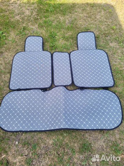 Чехлы на автомобильные сидения универсальные