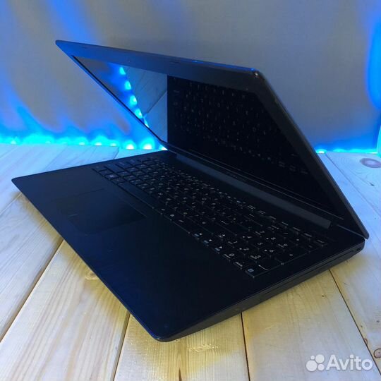 Ноутбук Asus X553M