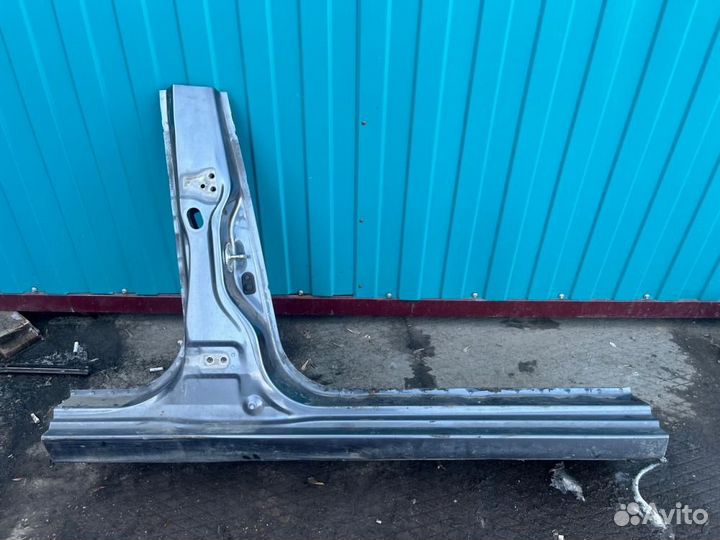 Порог со стойкой правый Mitsubishi Lancer CS, Clas