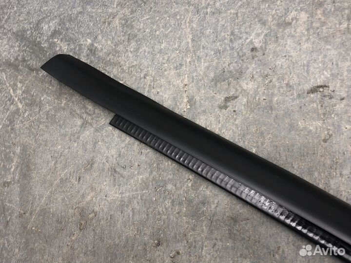 Бархотка наруж зад лев двер Focus 3