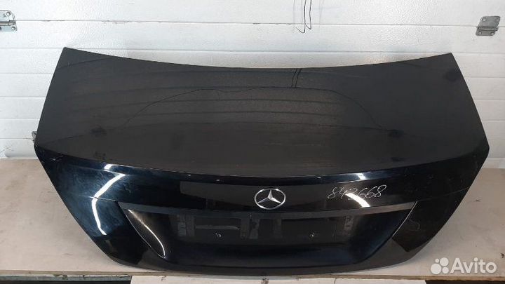 Крышка багажника Mercedes Benz W 204 седан