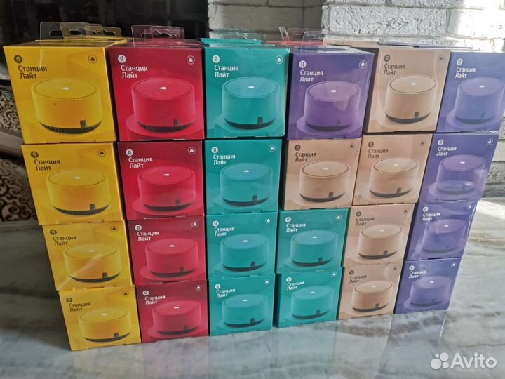 Умная колонка с Алисой Яндекс станция лайт