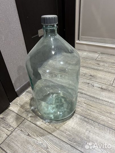 Бутылка стеклянная 20 литров