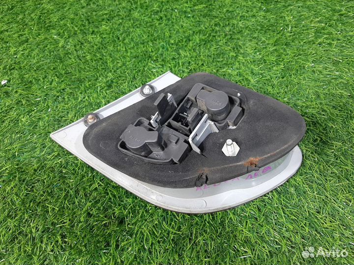 Фонарь левый на Fiat Albea