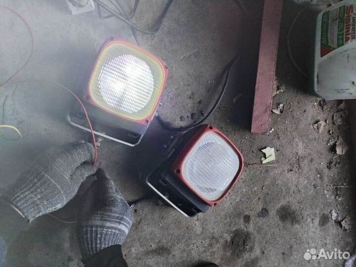 Фара рабочего света hella