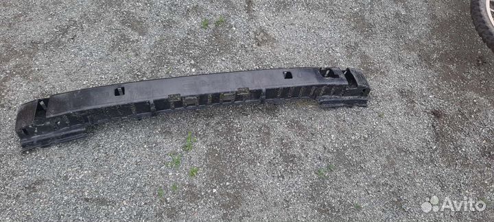 Усилитель бампера