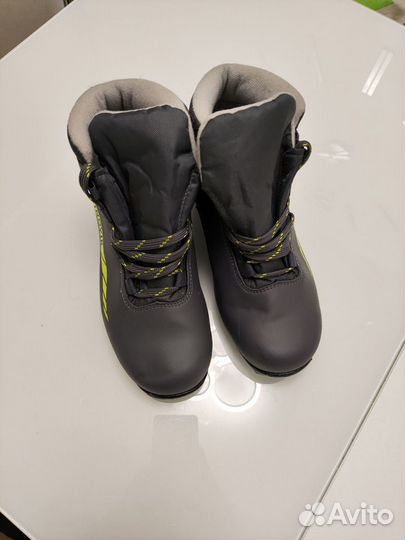 Лыжные ботинки Decatlon Inovik CL130 37 размер