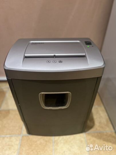 Шредер Уничтожитель бумаг fellowes ps70-2