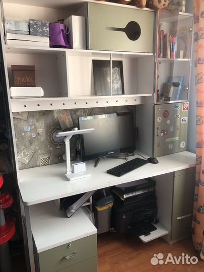 Компьютерный стол