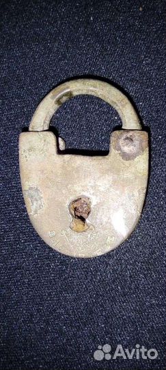 Замок Варыпаев