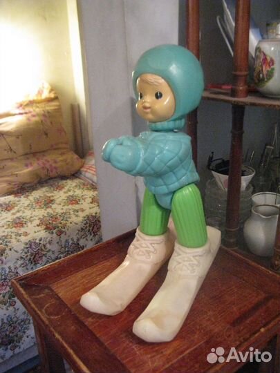 Редкая игрушка лыжник л смаргон СССР