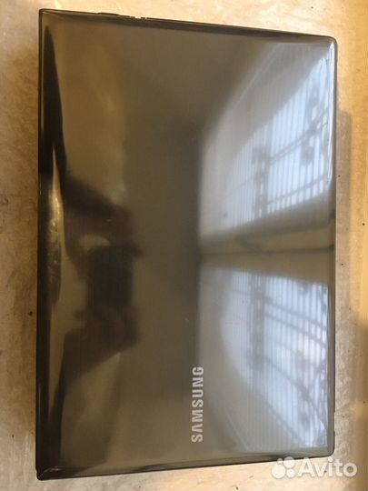 Samsung R425