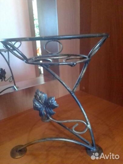 Подставка для цветов