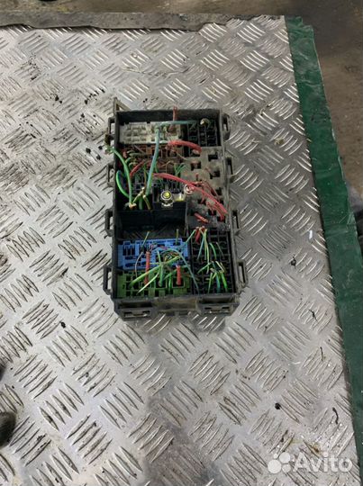 Блок предохранителей Фокус 1