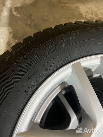 Dunlop Grandtrek Ice 02 235/65 R17