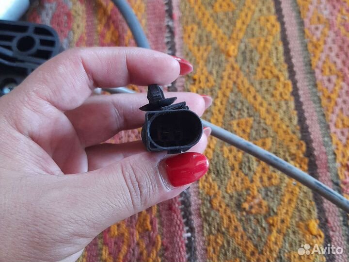 Стеклоподъемник на ладу гранту правый