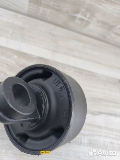 Сайлентблок заднего продольного рычага, левый CTR