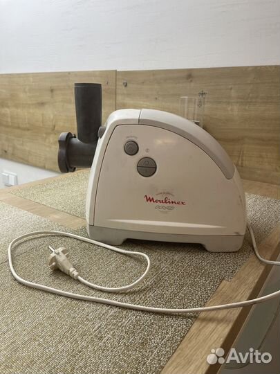 Продаю мясорубку Moulinex на запчасти