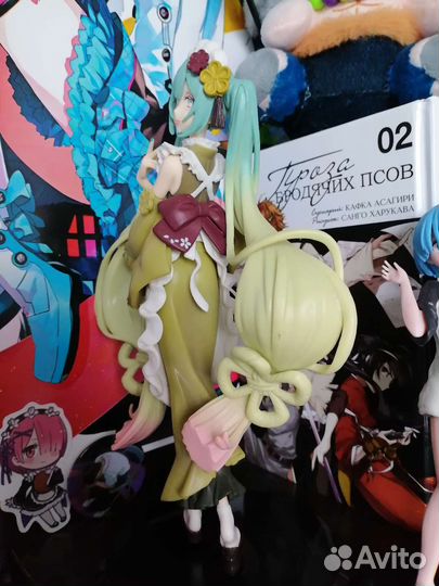 Фигурка Мику